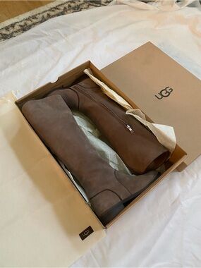 UGG Tall Brown Leather Zip-Up Riding Boots